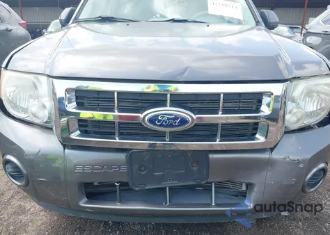 2010 Ford Escape Xls из США, поврежденный, VIN 1FMCU0C77AKD25868